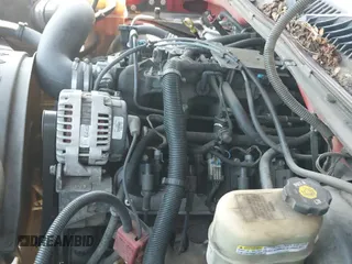 2002 GMC Sierra 1500 SLE z VIN 2GTEK19T721409638, wystawiony jako IAAI lot #43026348 z przebiegiem 218 504 mil mil oraz . Historia ofert i sprzedaży dostępna na DreamBid. Obrazek 12.