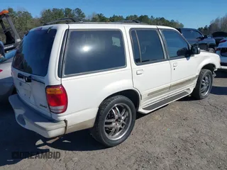 1998 Ford Explorer XL with VIN 1FMZU32E1WZB24266, listed as a IAAI auction lot 41795619 with 293,600 mi miles and . Bid and sale history available at DreamBid. Image 4.