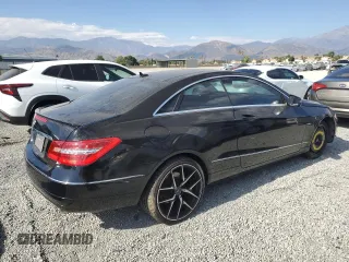 2012 Mercedes-Benz E 350 with VIN WDDKJ5KB5CF136570, listed as a Copart auction lot 62937825 with 145,825 mi miles and Clean title. Bid and sale history available at DreamBid. Image 3.