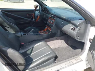 2001 Mercedes-Benz SLK-Class with VIN WDBKK65F31F172555, listed as a IAAI auction lot 42056347 with 197,272 mi miles. Bid and sale history available at carsss.com. Image 5.