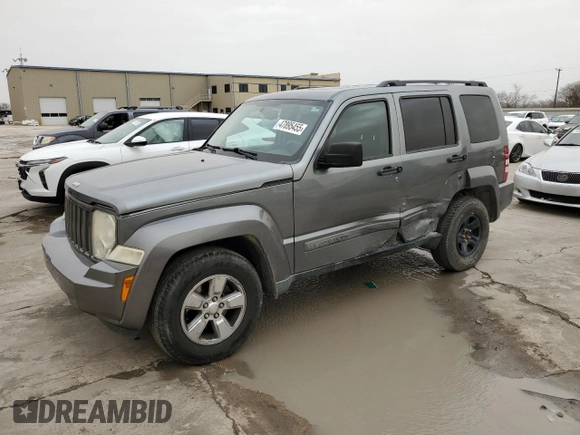2012 Jeep Liberty Sport Latitude z VIN 1C4PJLAK6CW114891, wystawiony jako Copart lot #47895455 z przebiegiem 191 602 mil mil oraz Szkody całkowita. Historia ofert i sprzedaży dostępna na DreamBid. Obrazek 1.