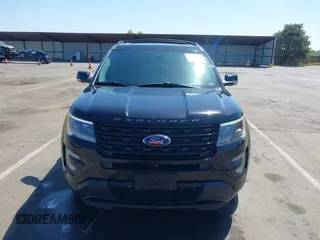 2017 Ford Explorer Sport z VIN 1FM5K8GT9HGC85696, wystawiony jako IAAI lot #42227743 z przebiegiem 105 941 mil mil oraz . Historia ofert i sprzedaży dostępna na DreamBid. Obrazek 12.