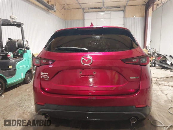 2022 Mazda CX-5 2.5 S Premium Package with VIN JM3KFBDMXN0548912, listed as a IAAI auction lot 41626826 with 33,020 mi miles. Bid and sale history available at carsss.com. Image 17.