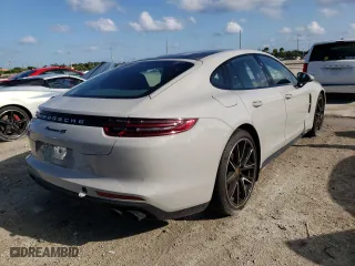 2018 Porsche Panamera 4S with VIN WP0AB2A73JL135379, listed as a Copart auction lot 49019382 with 25,443 mi miles. Bid and sale history available at carsss.com. Image 4.