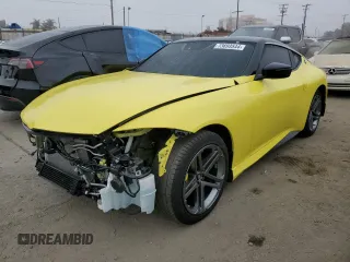 2023 Nissan Z Performance z VIN JN1BZ4BH1PM310365, wystawiony jako Copart lot #73693544 z przebiegiem 10 320 mil mil oraz Szkody całkowita. Historia ofert i sprzedaży dostępna na DreamBid. Obrazek 1.