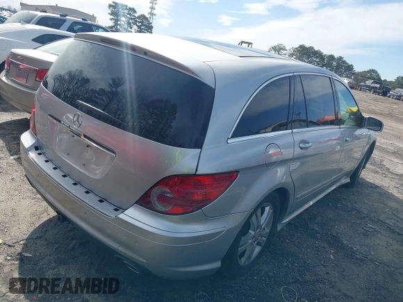 2009 Mercedes-Benz R 3.5L with VIN 4JGCB65E19A094827, listed as a IAAI auction lot 41574060 with 155,257 mi miles and . Bid and sale history available at DreamBid. Image 4.
