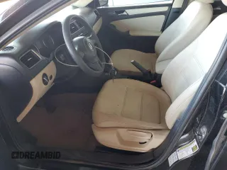 2012 Volkswagen Jetta SE z VIN 3VWDP7AJ2CM340634, wystawiony jako Copart lot #44023015 z przebiegiem 217 815 mil mil oraz Szkoda całkowita • Salvage title. Historia ofert i sprzedaży dostępna na DreamBid. Obrazek 7.