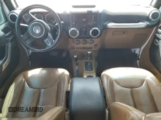 2015 Jeep Wrangler Unlimited Rubicon with VIN 1C4BJWFG8FL561308, listed as a Copart auction lot 60233385 with 208,224 mi miles and Clean title. Bid and sale history available at DreamBid. Image 8.