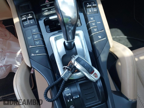 2014 Porsche Cayenne with VIN WP1AA2A23ELA09728, listed as a IAAI auction lot 42289887 with 153,533 mi miles and . Bid and sale history available at DreamBid. Image 11.