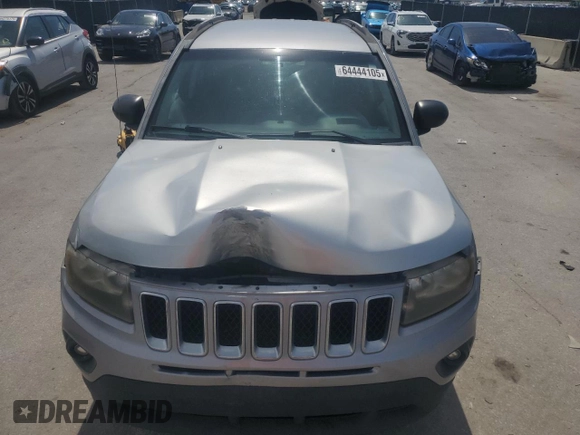 2016 Jeep Compass Sport с VIN 1C4NJCBA6GD561106, выставлен на аукционе Copart как лот 64444105 с пробегом 221 657 миль миль и Списание • Salvage title. История ставок и продаж доступна на DreamBid. Изображение 5.
