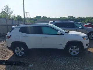 2019 Jeep Compass Altitude z VIN 3C4NJCBB1KT614838, wystawiony jako IAAI lot #42470666 z przebiegiem 31 362 mil mil oraz . Historia ofert i sprzedaży dostępna na DreamBid. Obrazek 13.