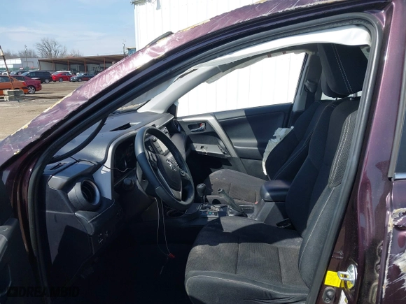 2016 Toyota RAV4 XLE with VIN 2T3RFREV1GW472485, listed as a IAAI auction lot 41917836 with 90,405 mi miles. Bid and sale history available at carsss.com. Image 5.