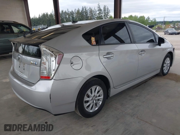 2013 Toyota Prius with VIN JTDKN3DP7D3040292, listed as a IAAI auction lot 42141112 with 103,569 mi miles and . Bid and sale history available at DreamBid. Image 4.