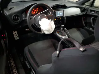 2013 Subaru BRZ Premium с VIN JF1ZCAB12D2605485, выставлен на аукционе Copart как лот 59900535 с пробегом 124 029 миль миль и Списание • Salvage title. История ставок и продаж доступна на DreamBid. Изображение 8.