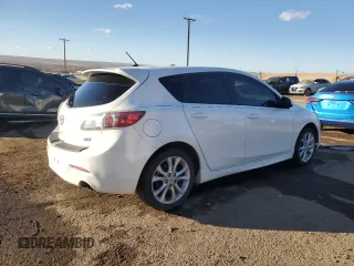 2011 Mazda 3 S Grand Touring z VIN JM1BL1M61B1444098, wystawiony jako Copart lot #88331065 z przebiegiem 66 520 mil mil oraz Czysty tytuł • Clean title. Historia ofert i sprzedaży dostępna na DreamBid. Obrazek 3.