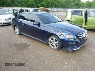 2014 Mercedes-Benz E 350 Luxury z VIN WDDHF8JB2EB038976, wystawiony jako IAAI lot #42556390 z przebiegiem Nie podano mil oraz . Historia ofert i sprzedaży dostępna na DreamBid. Obrazek 1.