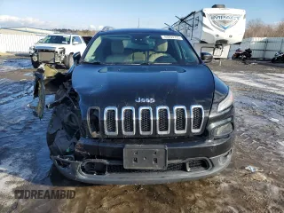 2017 Jeep Cherokee Latitude с VIN 1C4PJMCB8HW579943, выставлен на аукционе Copart как лот 44203725 с пробегом 70 492 миль миль и Списание • Salvage title. История ставок и продаж доступна на DreamBid. Изображение 5.
