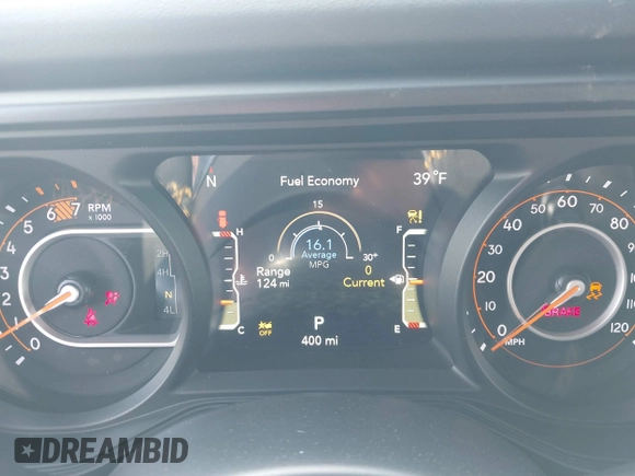 2025 Jeep Wrangler Sahara with VIN 1C4PJXEN9SW517502, listed as a IAAI auction lot 41568926 with 400 mi miles and . Bid and sale history available at DreamBid. Image 7.