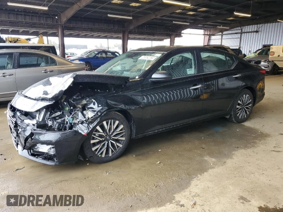 2025 Nissan Altima SV with VIN 1N4BL4DV4SN361465, listed as a Copart auction lot 48920835 with 856 mi miles and Salvage Title. Bid and sale history available at carsss.com. Image 1.