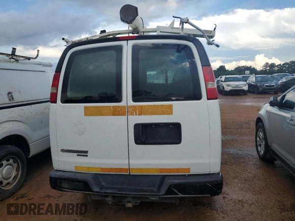 2016 Chevrolet Express Cargo with VIN 1GCWGAFF5G1202232, listed as a Copart auction lot 66968175 with 174,635 mi miles and Clean title. Bid and sale history available at DreamBid. Image 6.