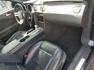 2005 Ford Mustang Deluxe with VIN 1ZVHT80N755201499, listed as a Copart auction lot 52082585 with 203,854 mi miles and Salvage Title. Bid and sale history available at carsss.com. Image 8.