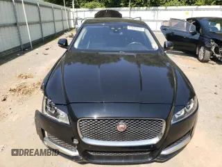 2016 Jaguar XF 35t Prestige with VIN SAJBE4BV9GCY07850, listed as a Copart auction lot 65637874 with 137,148 mi miles and Salvage Title. Bid and sale history available at carsss.com. Image 5.