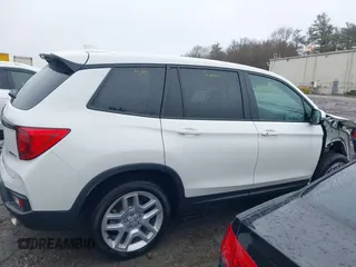 2025 Honda Passport EX-L с VIN 5FNYF8H50SB006501, выставлен на аукционе IAAI как лот 41926216 с пробегом 4 323 миль миль и . История ставок и продаж доступна на DreamBid. Изображение 13.