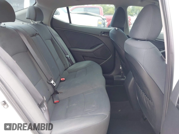 2015 Kia Optima LX z VIN KNAGM4A70F5649084, wystawiony jako IAAI lot #42231976 z przebiegiem 152 545 mil mil oraz . Historia ofert i sprzedaży dostępna na DreamBid. Obrazek 8.