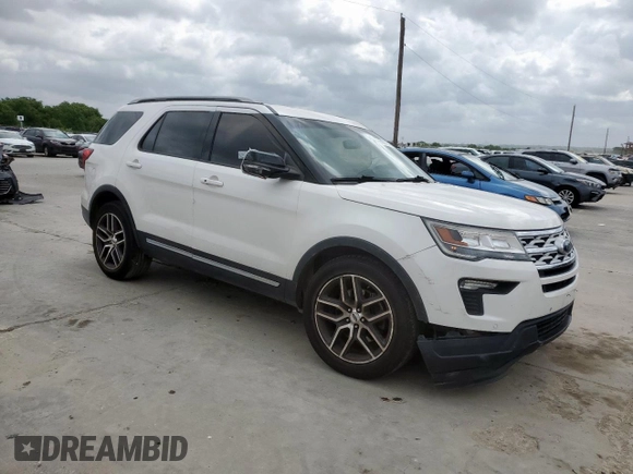 2018 Ford Explorer XLT z VIN 1FM5K7D8XJGC54456, wystawiony jako Copart lot #61671915 z przebiegiem 101 569 mil mil oraz Czysty tytuł • Clean title. Historia ofert i sprzedaży dostępna na DreamBid. Obrazek 4.