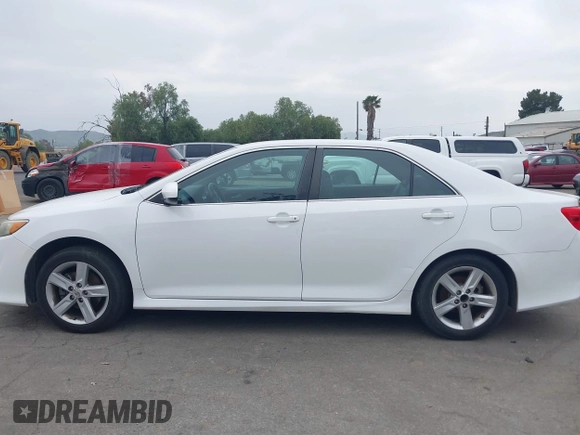 2013 Toyota Camry L with VIN 4T1BF1FKXDU244562, listed as a IAAI auction lot 42050483 with 263,068 mi miles. Bid and sale history available at carsss.com. Image 14.