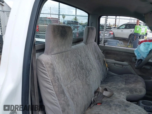 2002 Toyota Tacoma z VIN 5TENL42N02Z099046, wystawiony jako IAAI lot #41774946 z przebiegiem 189 134 mil mil oraz . Historia ofert i sprzedaży dostępna na DreamBid. Obrazek 8.