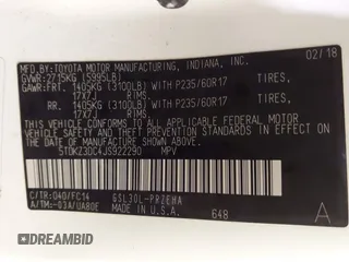 2018 Toyota Sienna LE Auto Access Seat with VIN 5TDKZ3DC4JS922290, listed as a IAAI auction lot 41615724 with 100,632 mi miles. Bid and sale history available at carsss.com. Image 9.