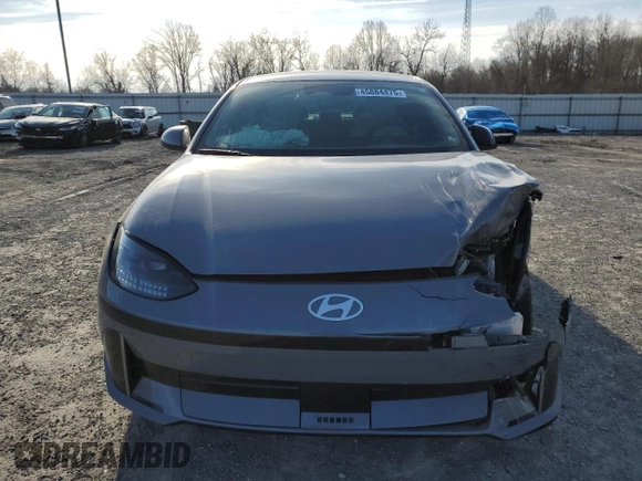 2024 Hyundai Ioniq 6 SEL z VIN KMHM34AC9RA077087, wystawiony jako Copart lot #45884475 z przebiegiem 614 mil mil oraz Szkoda całkowita • Salvage title. Historia ofert i sprzedaży dostępna na DreamBid. Obrazek 5.