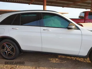 2022 Mercedes-Benz GLC with VIN W1N0G8EB2NV394902, listed as a IAAI auction lot 40949968 with 18,962 mi miles. Bid and sale history available at carsss.com. Image 14.