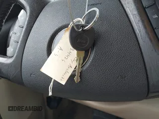 2007 Chevrolet Avalanche LTZ z VIN 3GNEC12J77G129472, wystawiony jako IAAI lot #41100413 z przebiegiem Nie podano mil oraz . Historia ofert i sprzedaży dostępna na DreamBid. Obrazek 11.