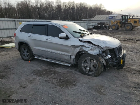 2012 Jeep Grand Cherokee Limited with VIN 1C4RJFBT1CC203531, listed as a Copart auction lot 43362855 with 124,633 mi miles and Salvage Title. Bid and sale history available at carsss.com. Image 4.