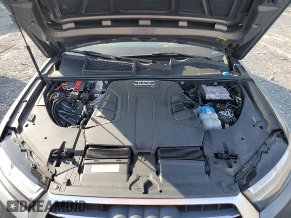 2017 Audi Q7 Premium Plus with VIN WA1LAAF76HD033118, listed as a Copart auction lot 66484325 with 155,037 mi miles and Clean title. Bid and sale history available at DreamBid. Image 12.