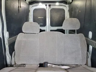2016 Ford Transit z VIN 1FTYE2CM9GKA15884, wystawiony jako Copart lot #67927714 z przebiegiem 104 913 mil mil oraz Szkoda całkowita • Salvage title. Historia ofert i sprzedaży dostępna na DreamBid. Obrazek 10.