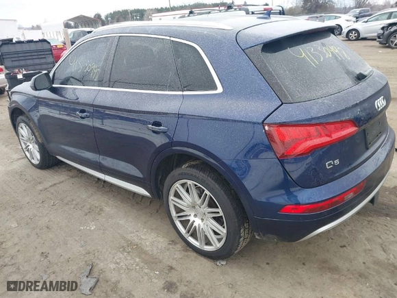 2018 Audi Q5 Premium Plus with VIN WA1BNAFY6J2023831, listed as a IAAI auction lot 41330998 with 86,287 mi miles. Bid and sale history available at carsss.com. Image 3.