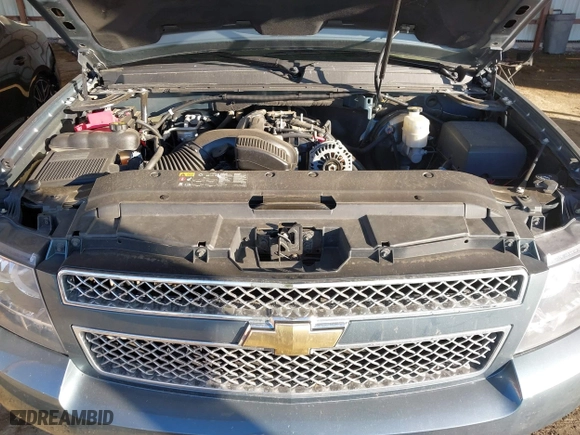 2011 Chevrolet Avalanche LTZ with VIN 3GNMCGE05BG311018, listed as a IAAI auction lot 41450332 with 1 mi miles. Bid and sale history available at carsss.com. Image 10.