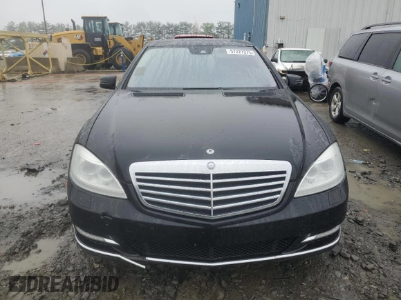 2012 Mercedes-Benz S 550 with VIN WDDNG9EB6CA446562, listed as a Copart auction lot 57227275 with 124,347 mi miles and Clean title. Bid and sale history available at DreamBid. Image 5.