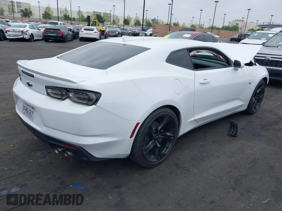2023 Chevrolet Camaro 2LT z VIN 1G1FD1RS1P0132244, wystawiony jako IAAI lot #42110410 z przebiegiem 39 031 mil mil oraz . Historia ofert i sprzedaży dostępna na DreamBid. Obrazek 4.
