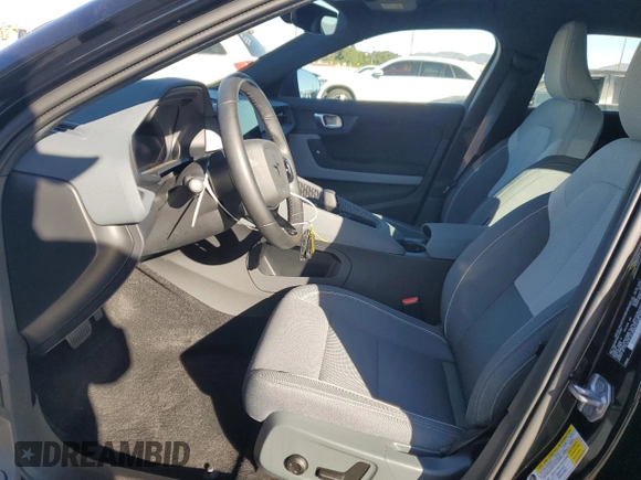 2022 Polestar 2 with VIN LPSED3KA8NL075397, listed as a Copart auction lot 42234255 with 26,071 mi miles and Salvage Title. Bid and sale history available at DreamBid. Image 7.