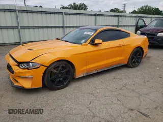 2018 Ford Mustang EcoBoost z VIN 1FA6P8TH8J5106213, wystawiony jako Copart lot #53821895 z przebiegiem 107 593 mil mil oraz Szkoda całkowita • Salvage title. Historia ofert i sprzedaży dostępna na DreamBid. Obrazek 1.