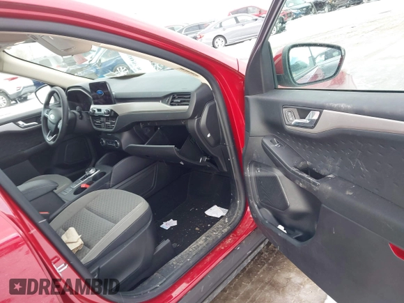 2020 Ford Escape SE z VIN 1FMCU9G63LUA50755, wystawiony jako IAAI lot #41480558 z przebiegiem 27 540 mil mil oraz . Historia ofert i sprzedaży dostępna na DreamBid. Obrazek 5.