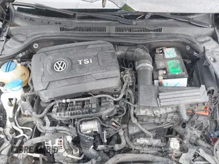 2015 Volkswagen Jetta SE with VIN 3VWD17AJ7FM276323, listed as a IAAI auction lot 40772955 with 135,593 mi miles and . Bid and sale history available at DreamBid. Image 10.