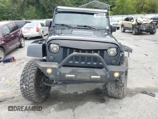 2017 Jeep Wrangler Unlimited Sahara с VIN 1C4BJWEG3HL699780, выставлен на аукционе Copart как лот 59678535 с пробегом 94 436 миль миль и Чистый • Clean title. История ставок и продаж доступна на DreamBid. Изображение 5.