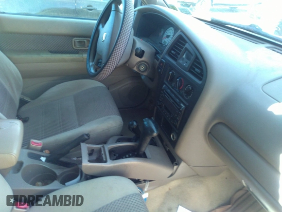 2002 Nissan Pathfinder SE z VIN JN8DR09Y82W709568, wystawiony jako IAAI lot #38076663 z przebiegiem Nie podano mil oraz . Historia ofert i sprzedaży dostępna na DreamBid. Obrazek 5.