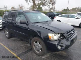 2006 Toyota Highlander w/3rd Row with VIN JTEDP21A660091702, listed as a IAAI auction lot 41504789 with 244,393 mi miles. Bid and sale history available at carsss.com. Image 1.