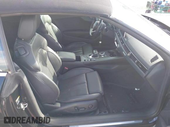 2018 Audi A5 Cabriolet Premium Plus z VIN WAUYNGF54JN008779, wystawiony jako IAAI lot #40763875 z przebiegiem 53 346 mil mil oraz . Historia ofert i sprzedaży dostępna na DreamBid. Obrazek 5.